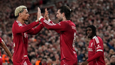 Liverpool gửi chiến thư tới PSG